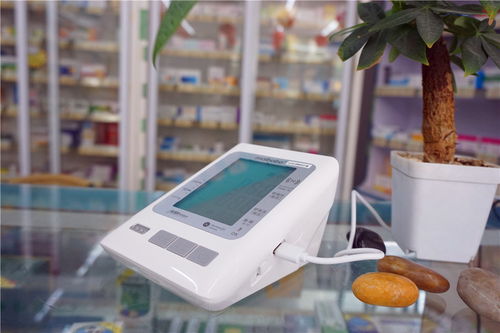 鸿蒙首款医疗生态产品,脉搏波血压计rbp 2400健康检测专家